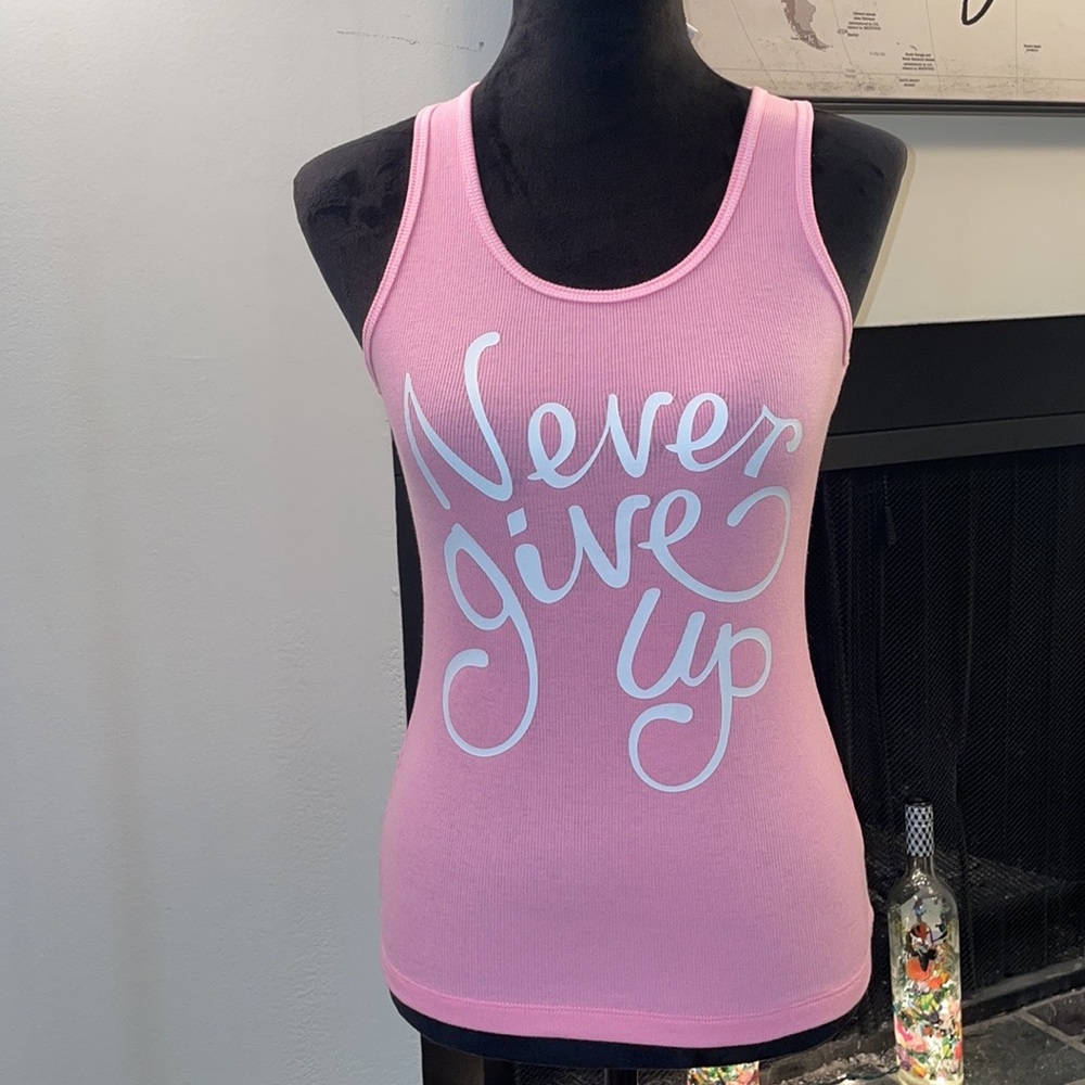 Pink motivation tank